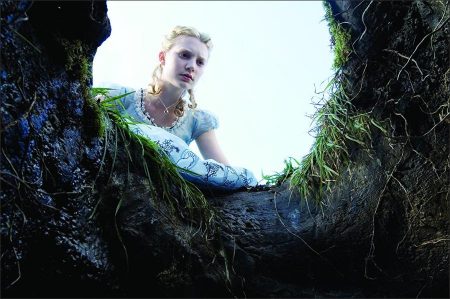 Alice in Wonderland 3D (2010) - Mia Wasikowska