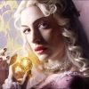 Alice Through the Looking Glass - Anne Hathaway