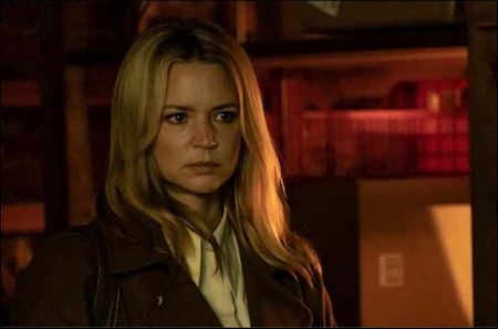 Madeleine Collins (2021) - Virginie Efira